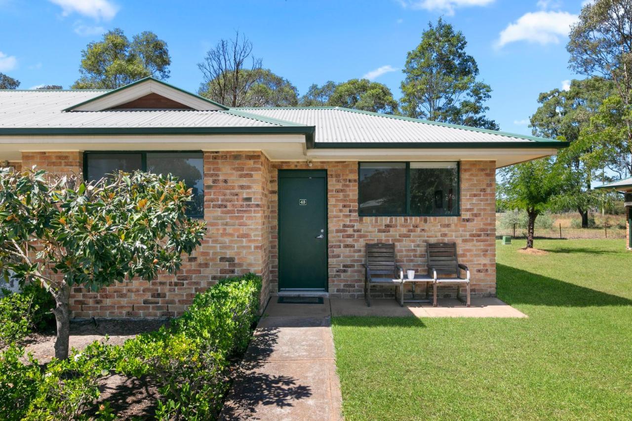 Potters Apartments Cessnock Exterior photo